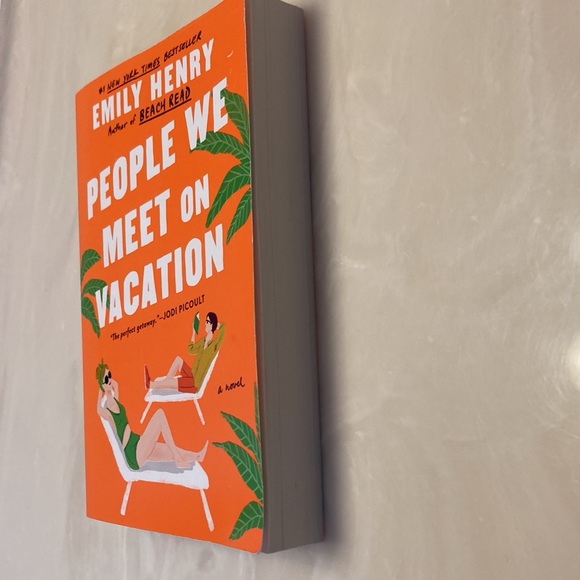 People We Meet on Vacation by Emily Henry. Good Condition Great read. - Picture 7 of 7